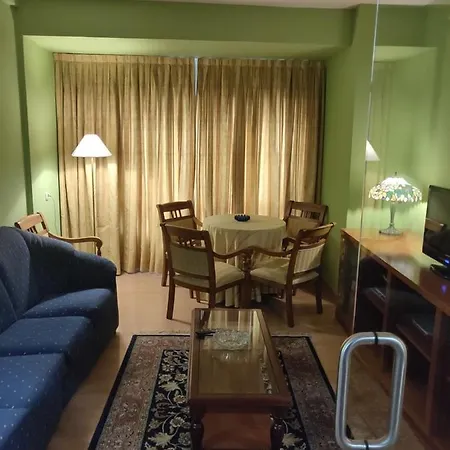 谢夫里维拉酒店 2*